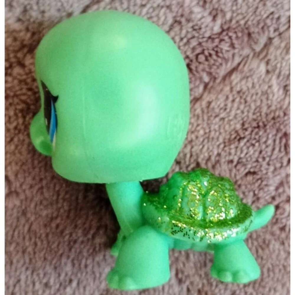 Hasbro Littlest Pet Shop LPS Glint Gilturtle Turtle Toys R Us Exclusive #S-1